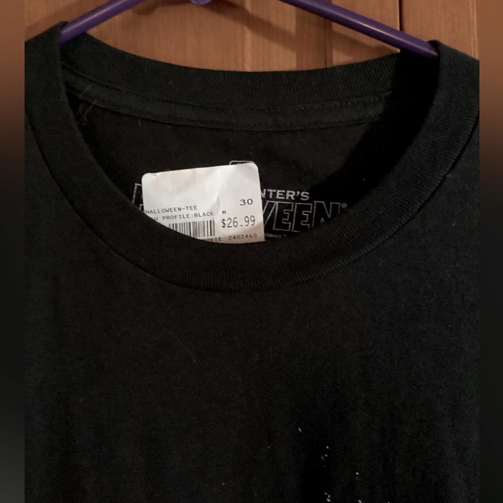 🏷️ BNWT HALLOWEEN 2 MICHAEL MEYERS HORROR T-SHIRT FROM HOT TOPIC MEDIUM - Picture 2 of 6
